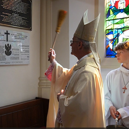 2025-08-27 Londyn_tablica_5_0_0_1_poswiecenie